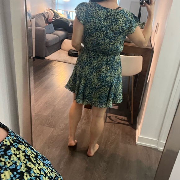 STEVE MADDEN Dress worn once - Picture 2 of 2